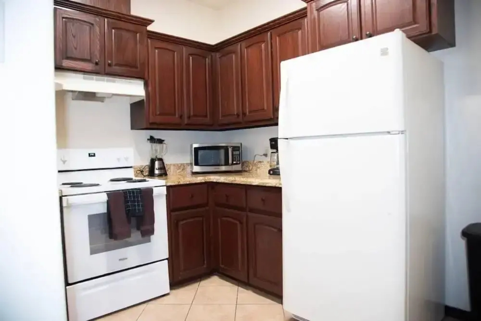 Modern 2 bed 2-bath Next to University Utrgv