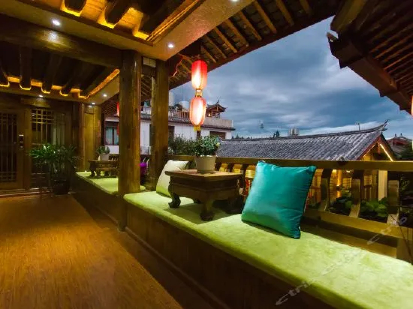 Lijiang Yi Lan Water Atrium Boutique Inn
