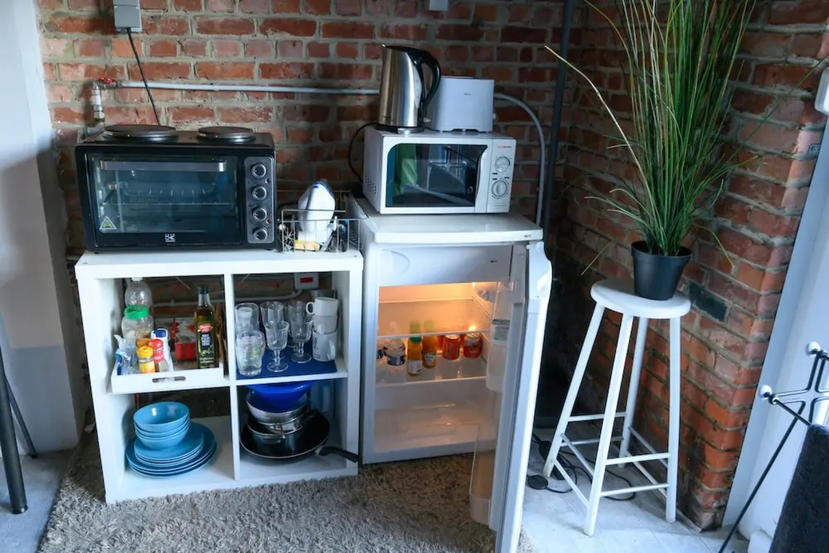 Studio in Jambes, Namur, With Pool Access, Enclosed Garden and Wifi