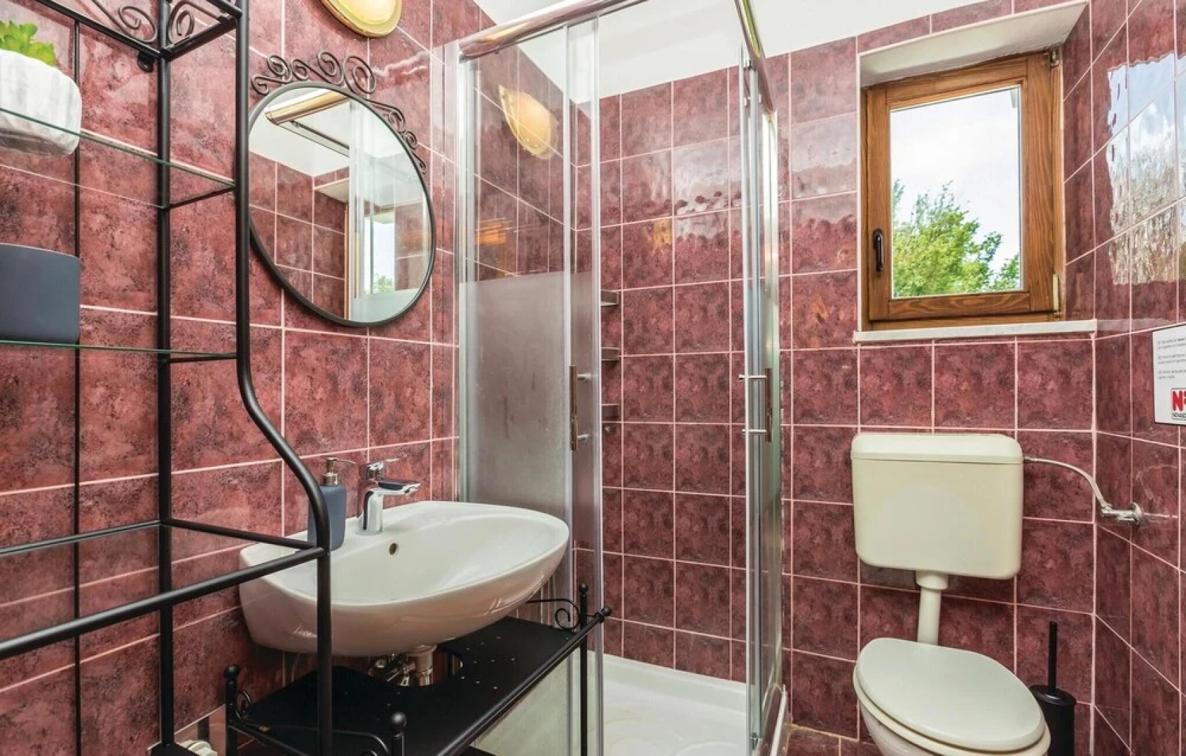 Beautiful Home in Dobrinj With Wifi and 4 Bedrooms