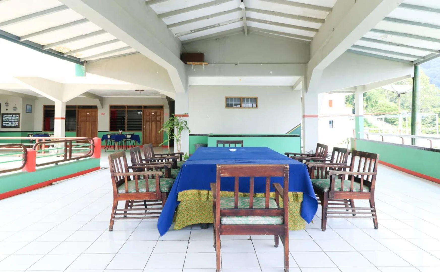 OYO 90132 Lie Mas Hotel