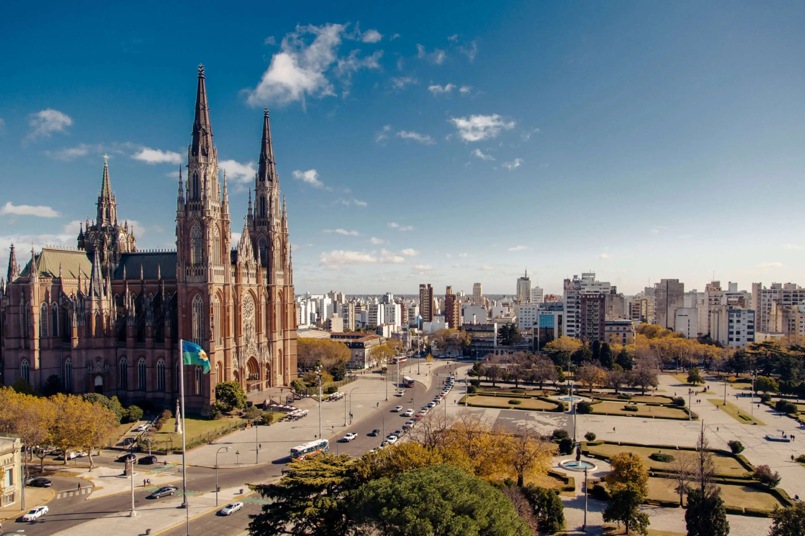 Dazzler by Wyndham La Plata