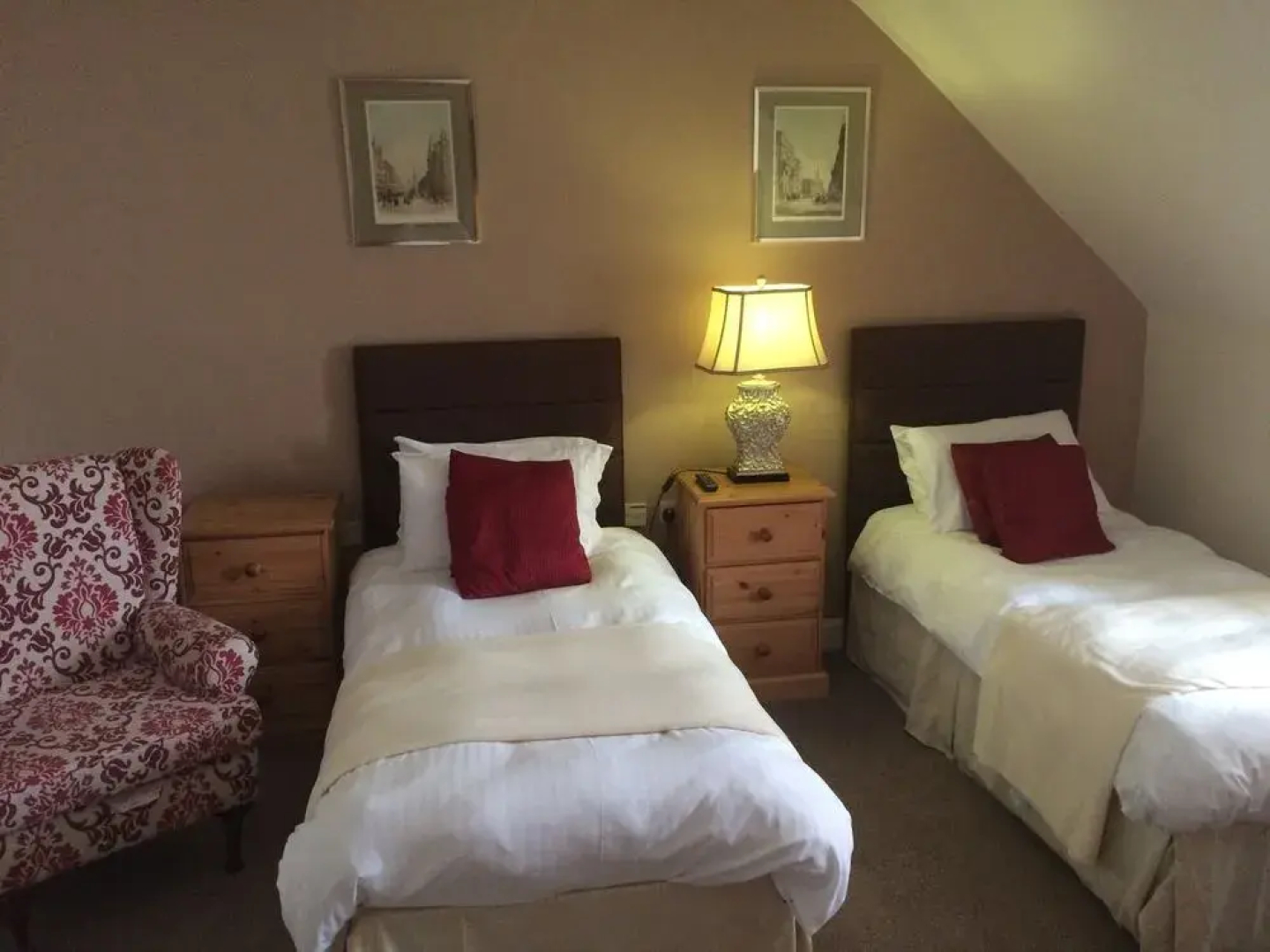 Elm House Hotel