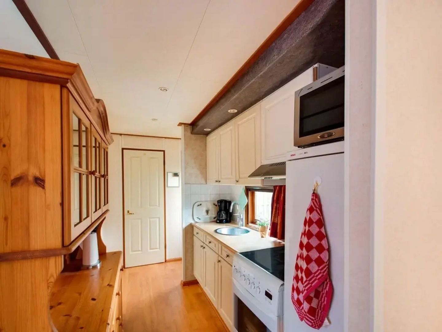 Chalet in Veluwe Near De Grote Ark