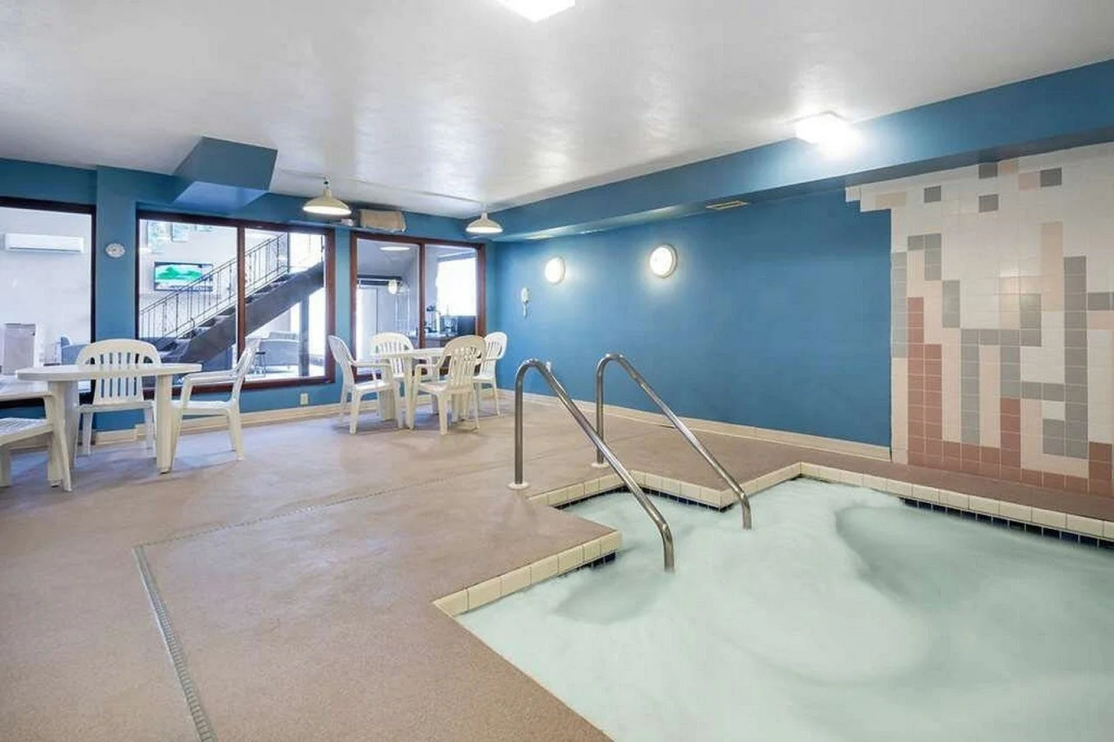 Econo Lodge La Crosse North