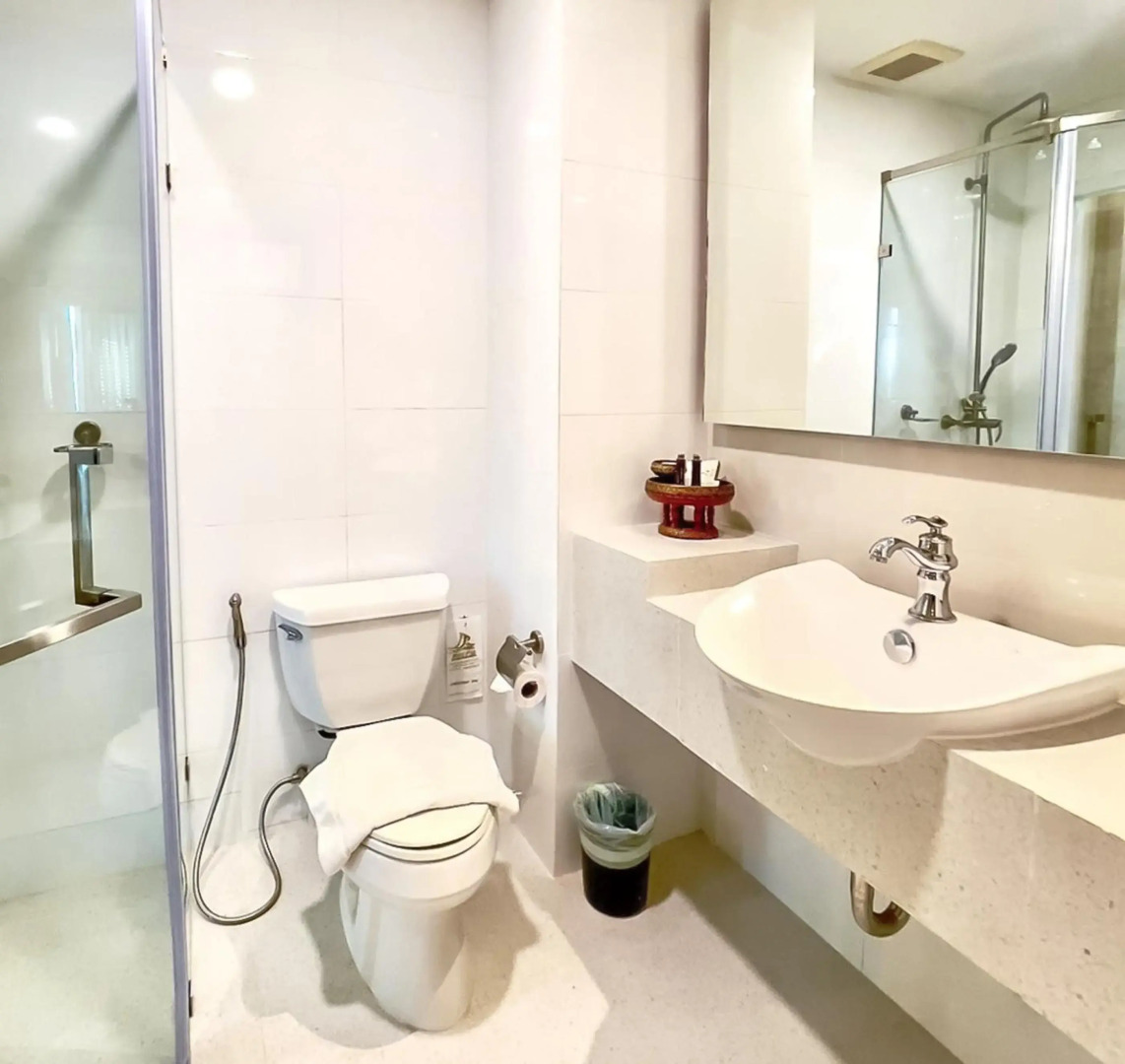 Ruean Phae Royal Park Hotel