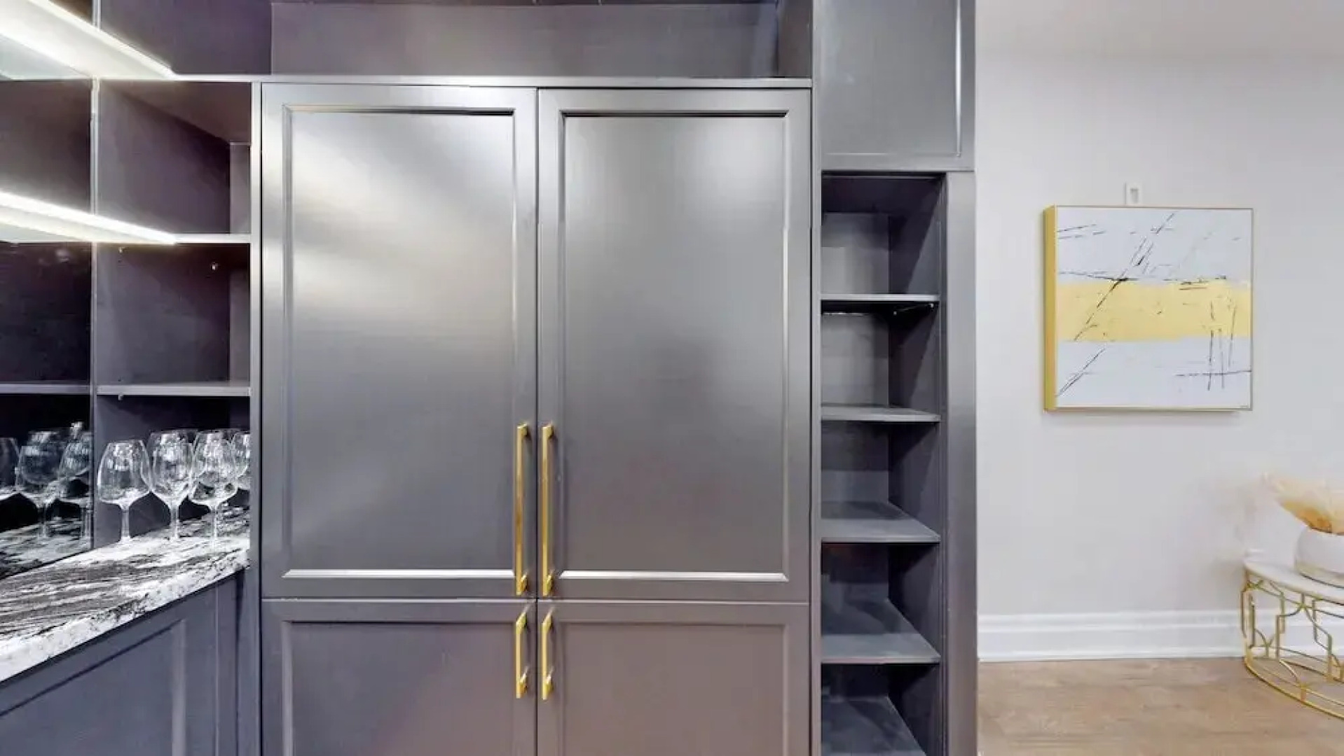 Family Modern Walkout Basement w Sauna Ski Resort 30min