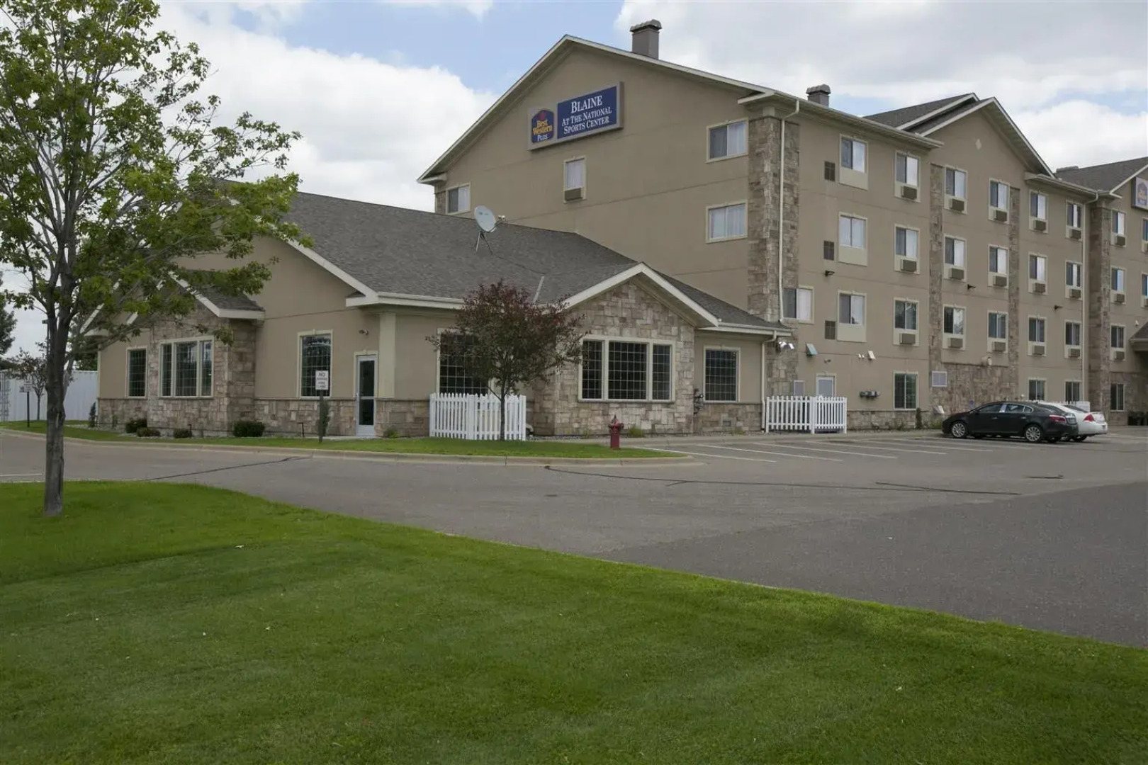 Best Western Plus Blaine at the National Sports Center