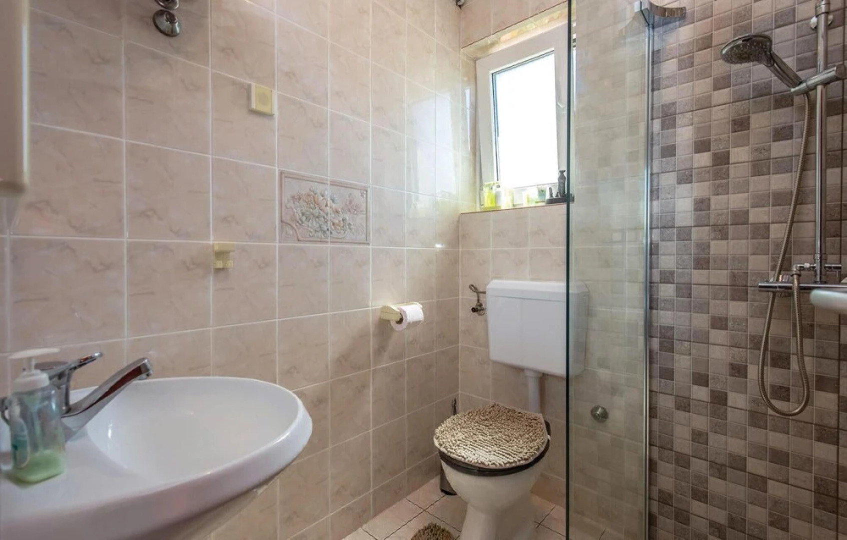 Awesome Home in Crikvenica With Wifi and 6 Bedrooms