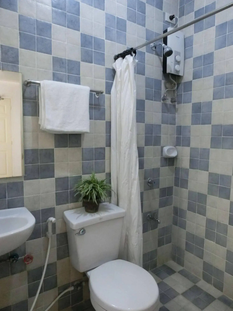 Aurora 2013 Guest House