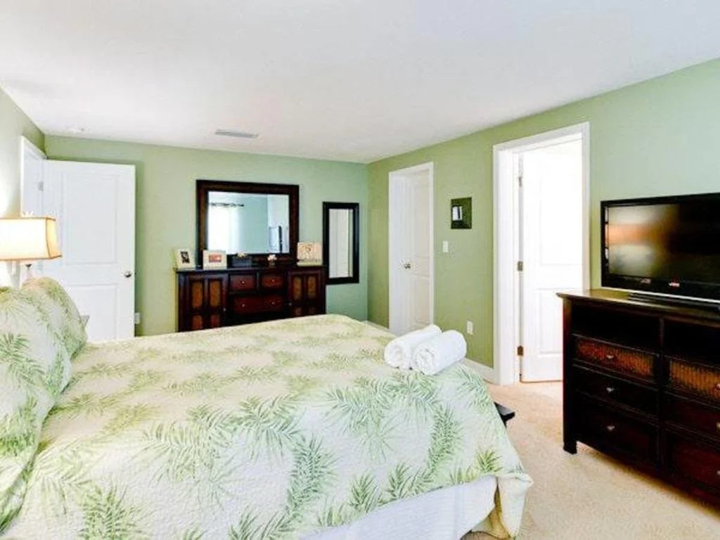 Gorgeous Periwinkle Cottage