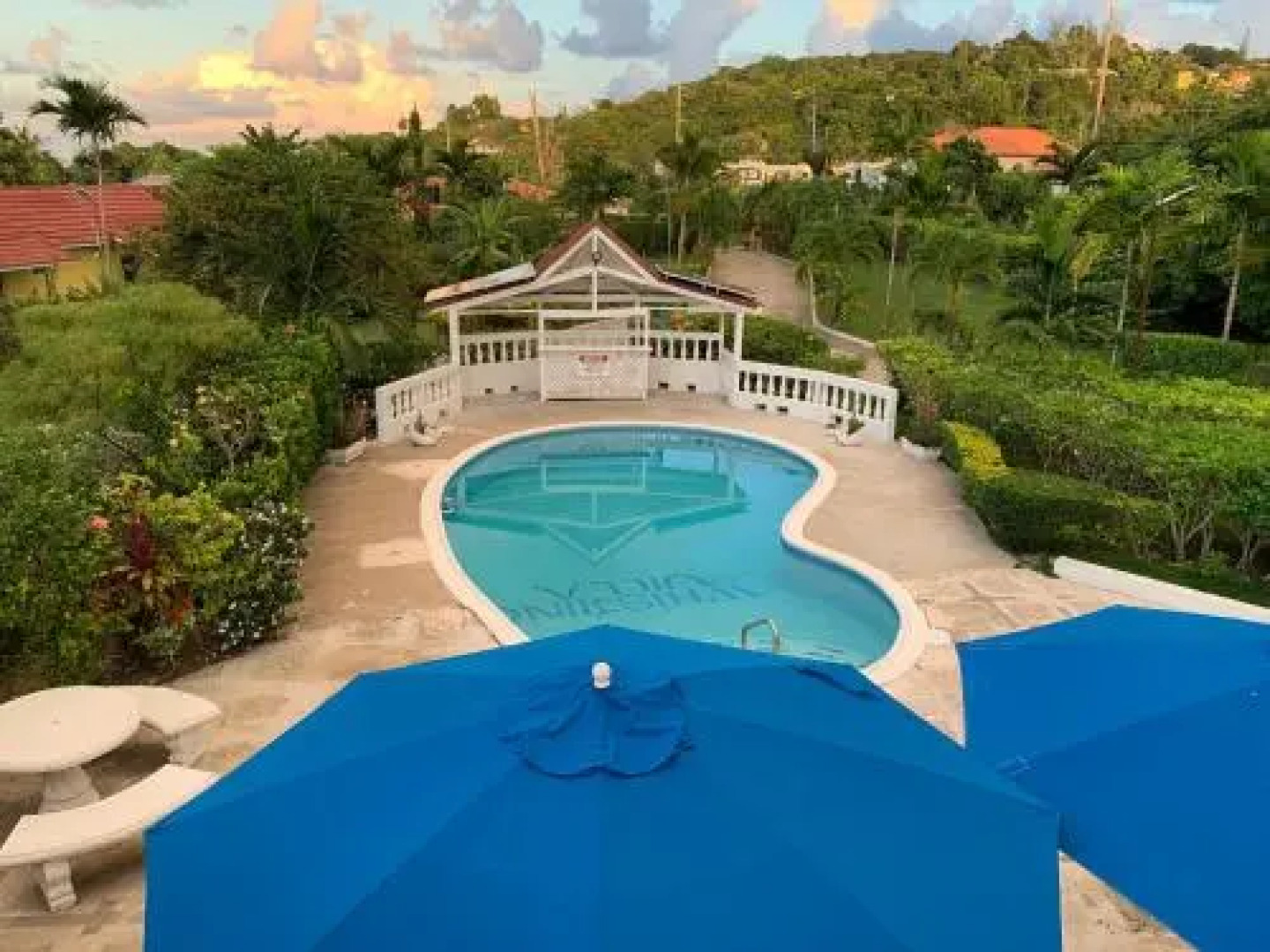 Whistling Villa Runaway Bay