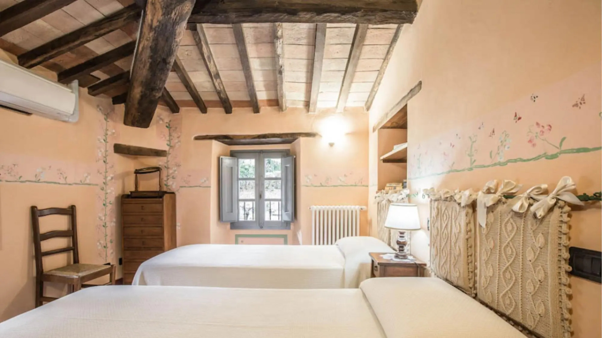 Torre Monterchi Independent Villa Sleeping 10-torre Monterchi