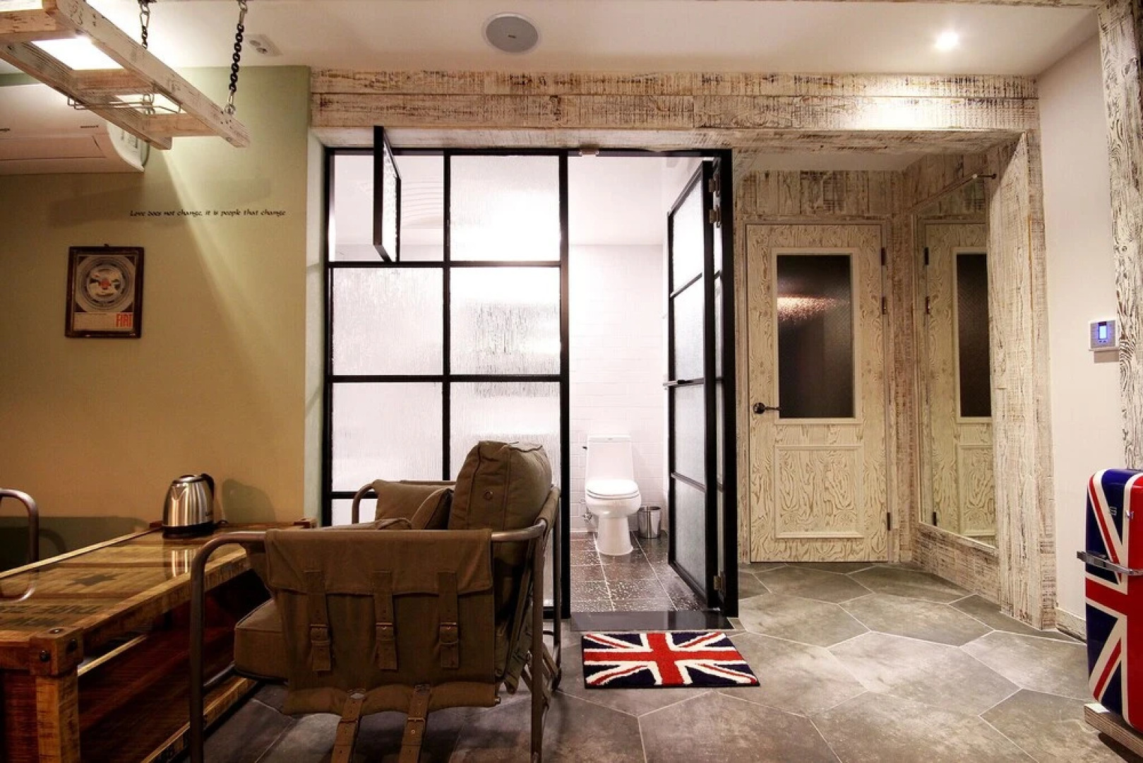 Daegu Dongdaegu Station London Boutique