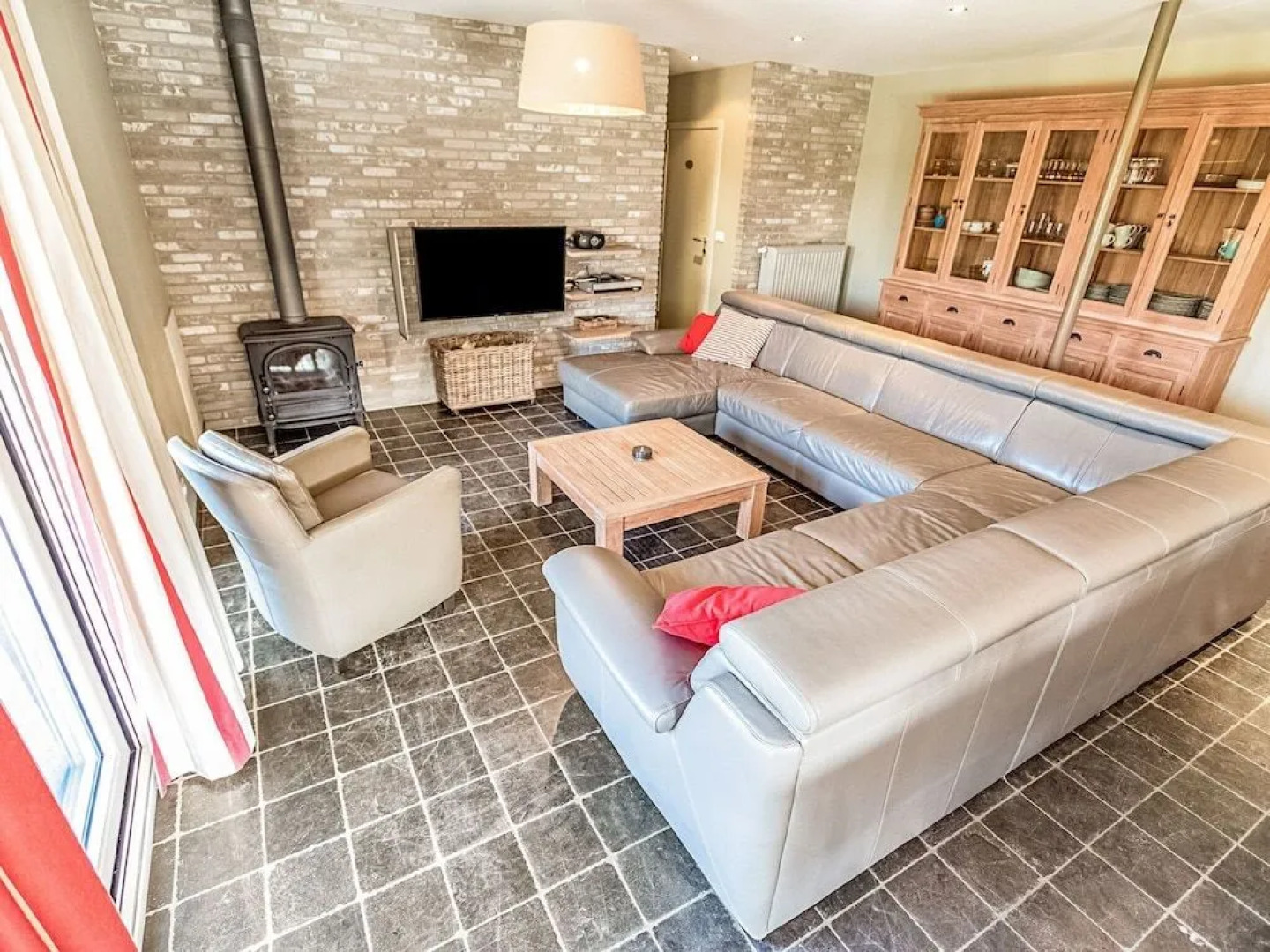 Holiday Home in Gijverinkhove Near Plopsaland