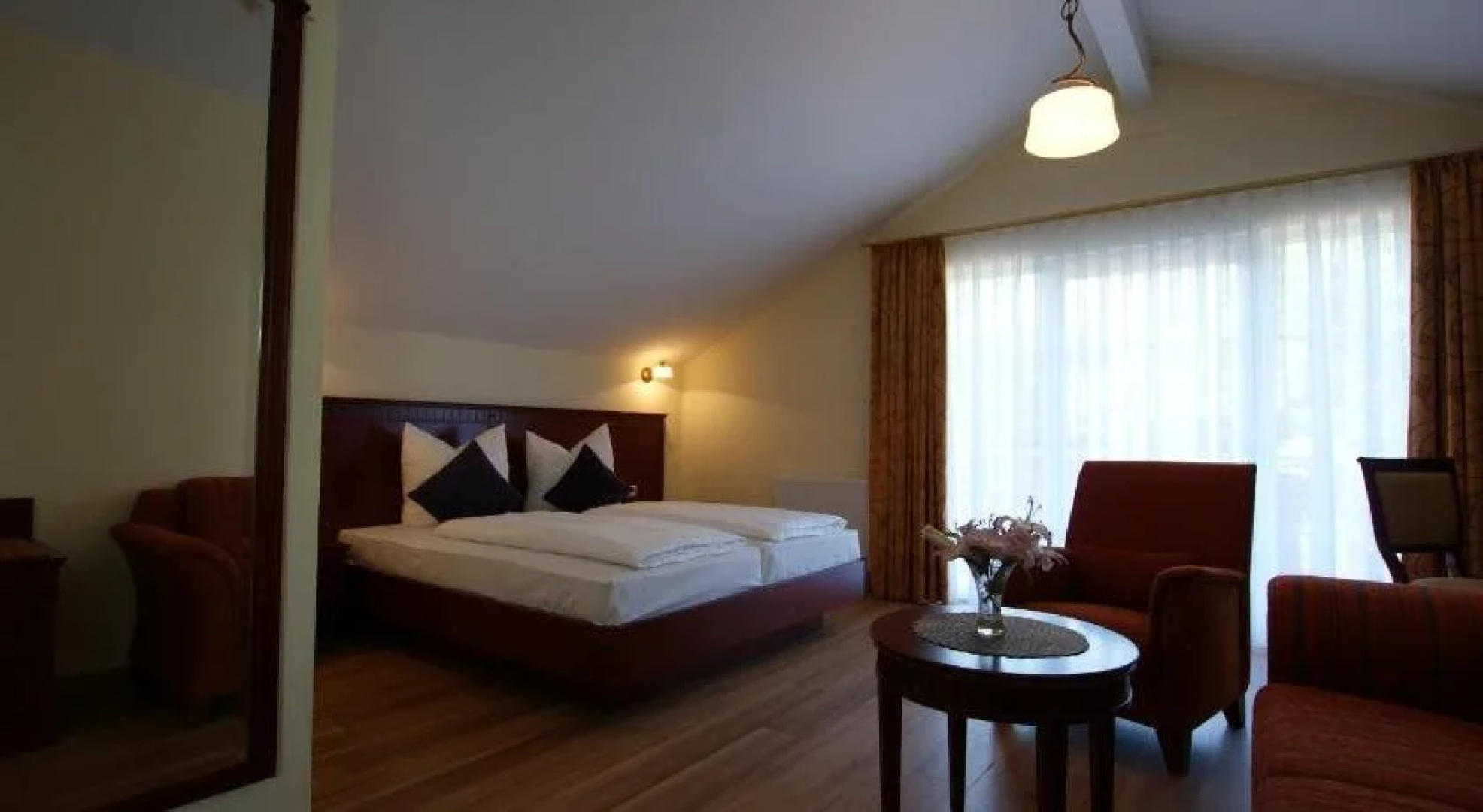 Waldcaf Hotel Restaurant
