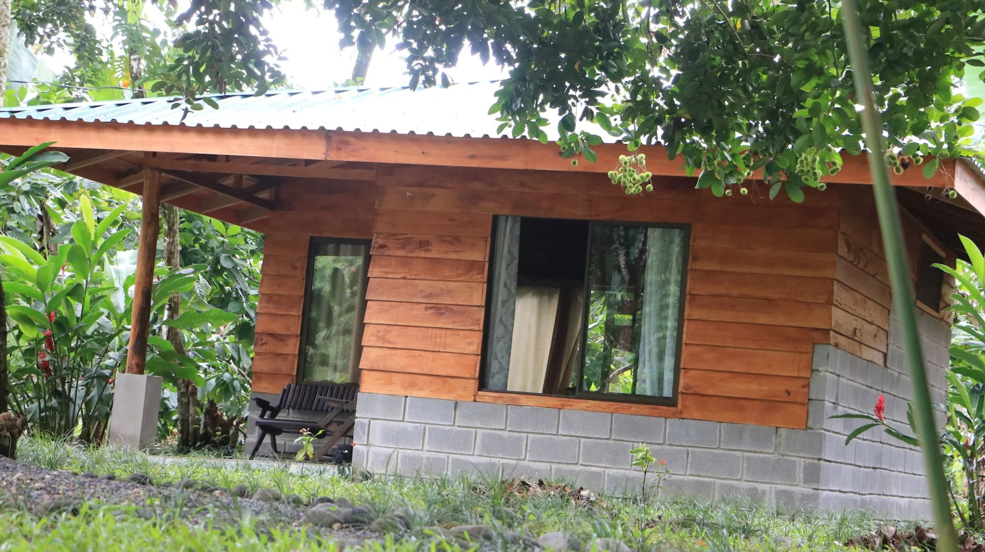 Eden Organic Farm & Bungalows
