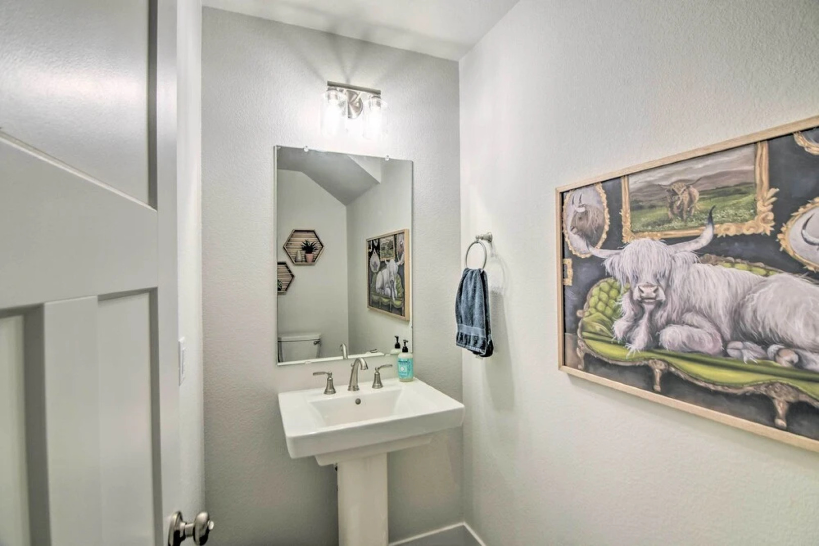 Gorgeous Greeley Getaway - Close to Parks!