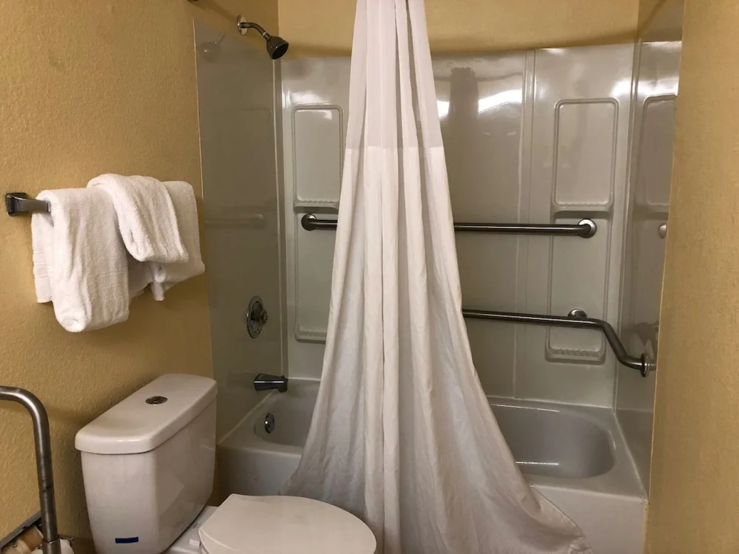Days Inn Spartanburg Waccamaw