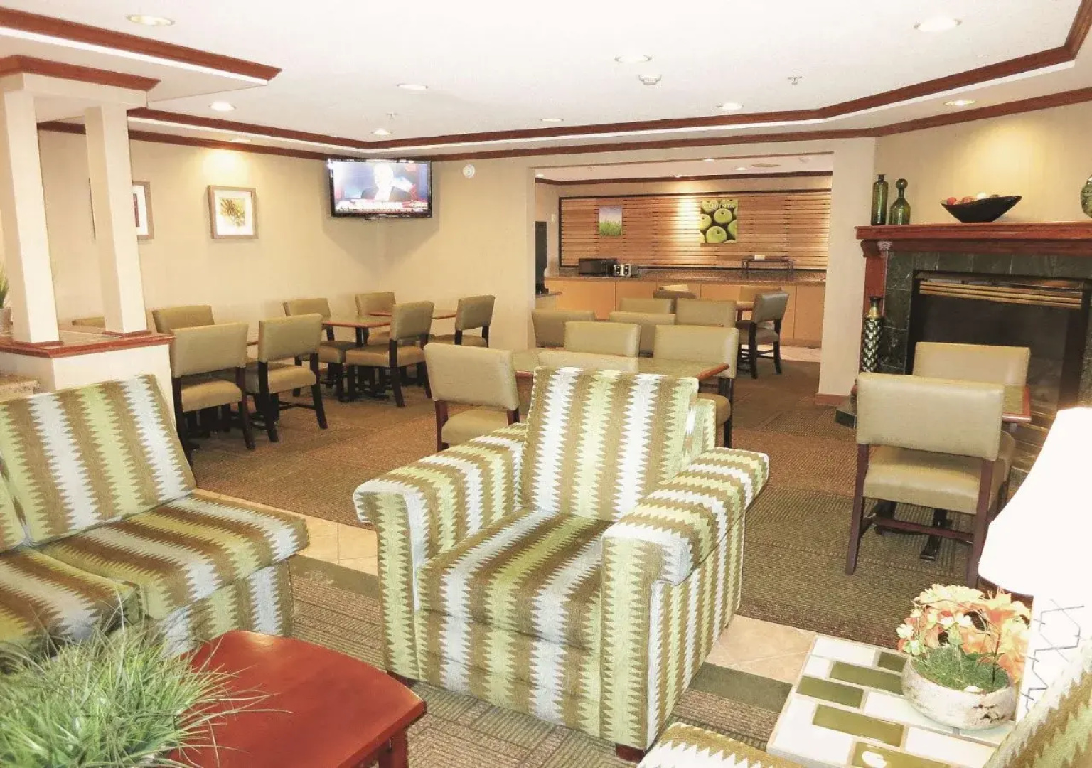 La Quinta Inn Milwaukee West Brookfield