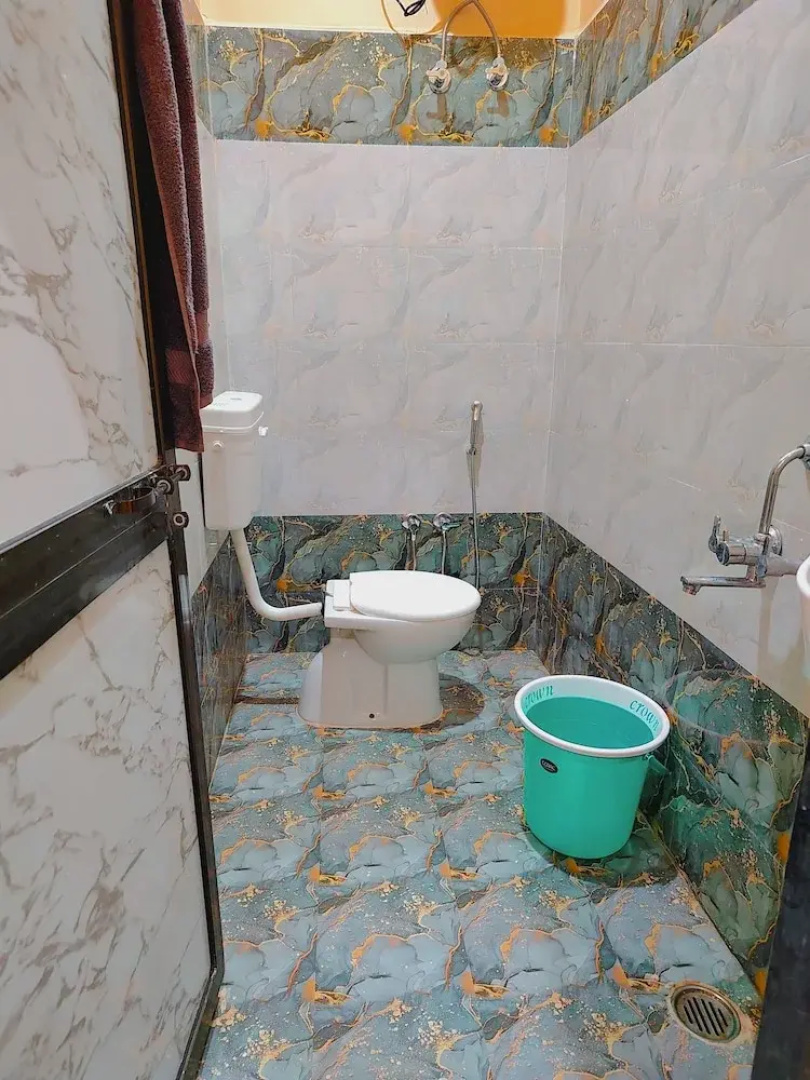 Saryu Lodge