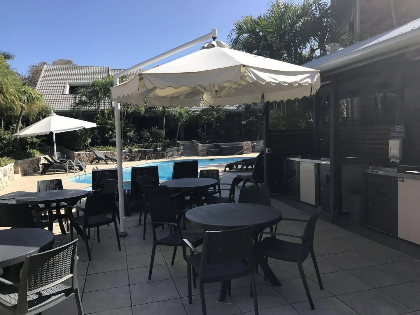 Glen Eden Beach Resort