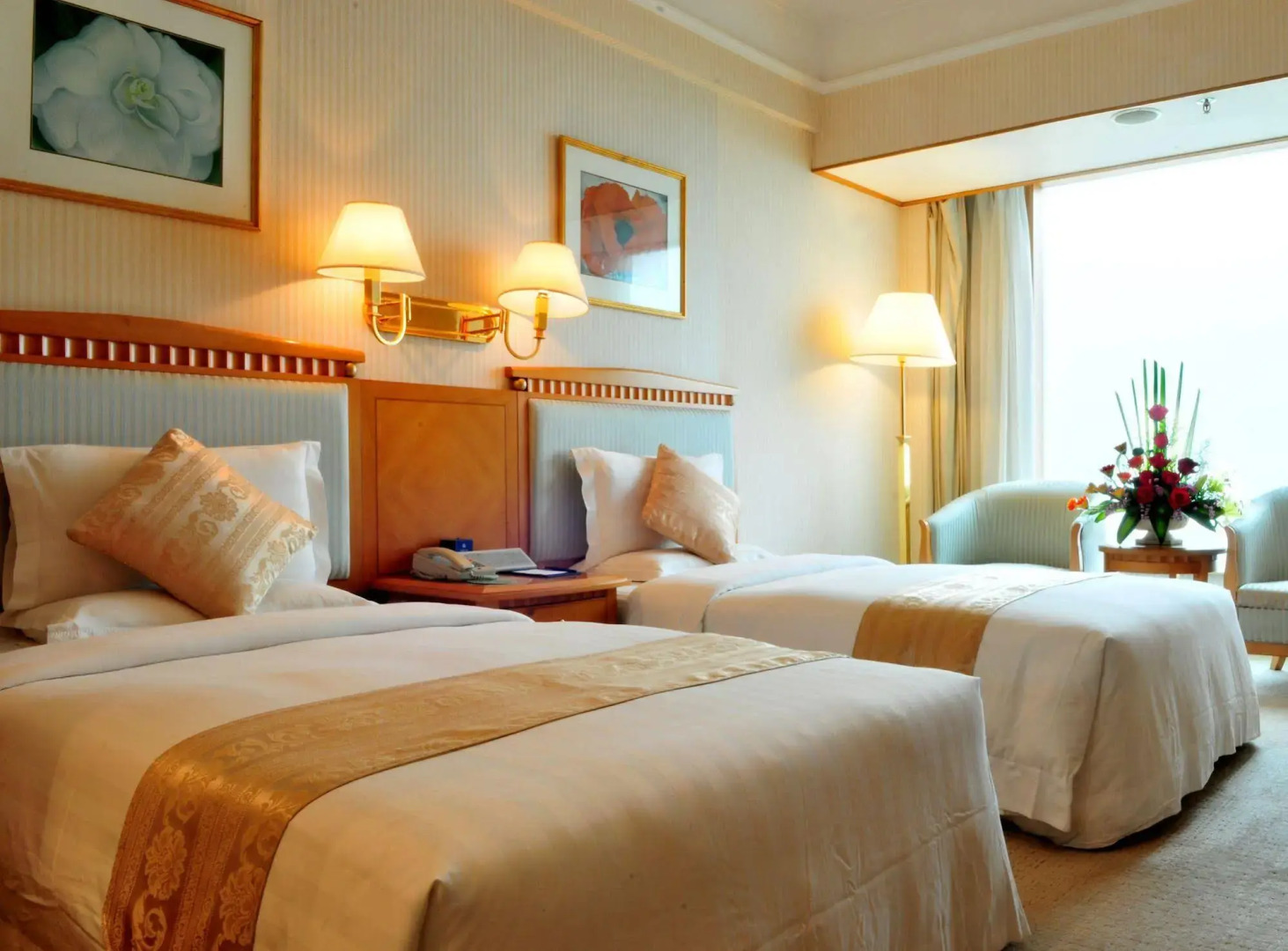 Harbourview Hotel & Resort