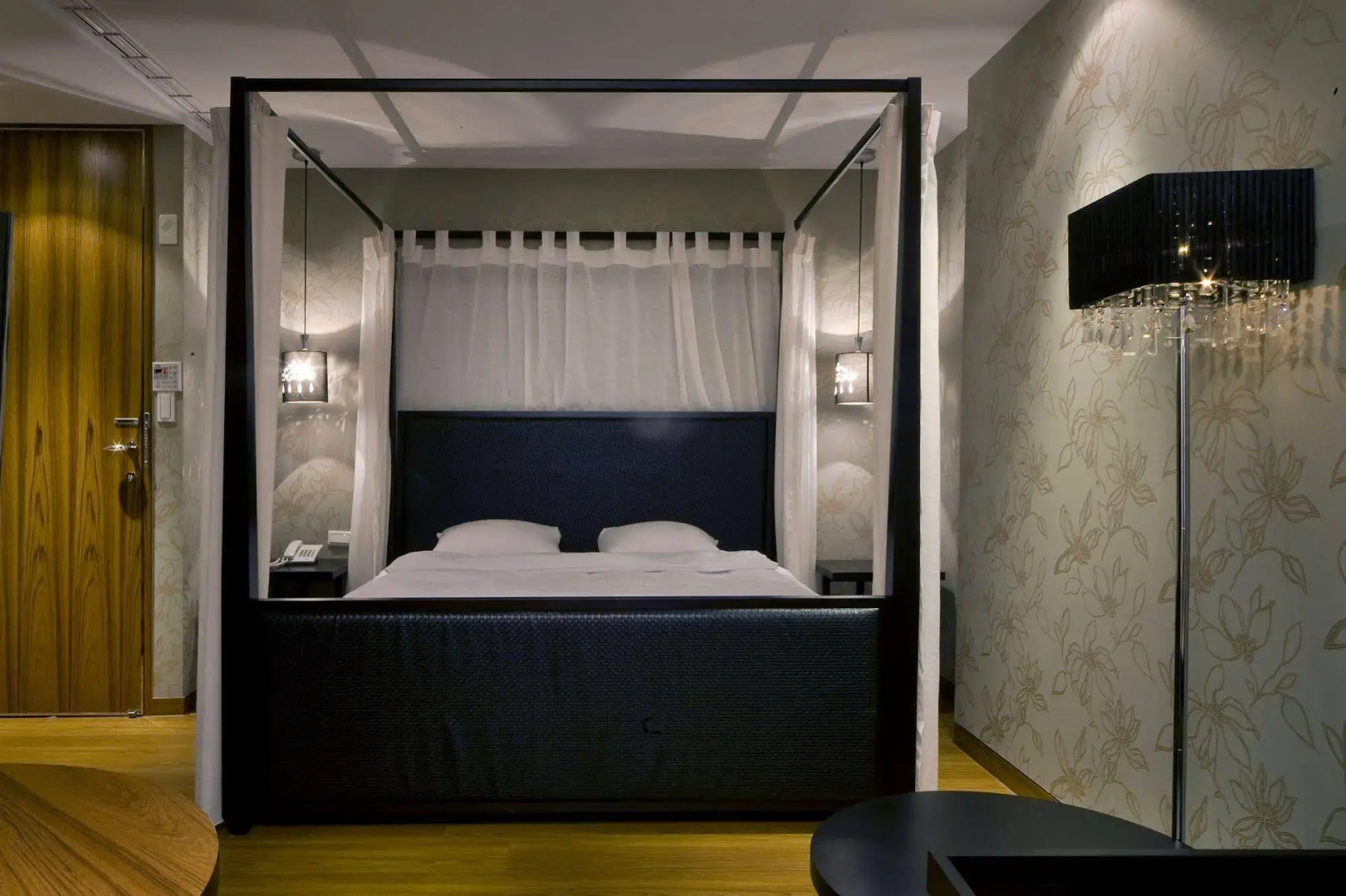 Spa Home Sun Moon Lake Luxury Lakeside Hotel