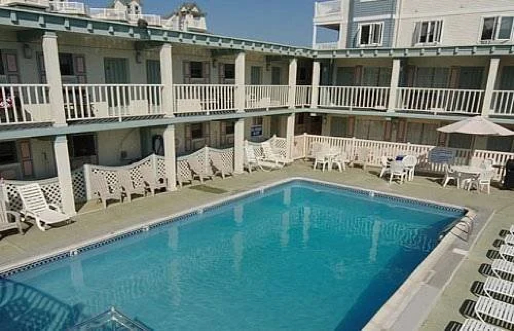 Sand Castle Motel & Restaurant