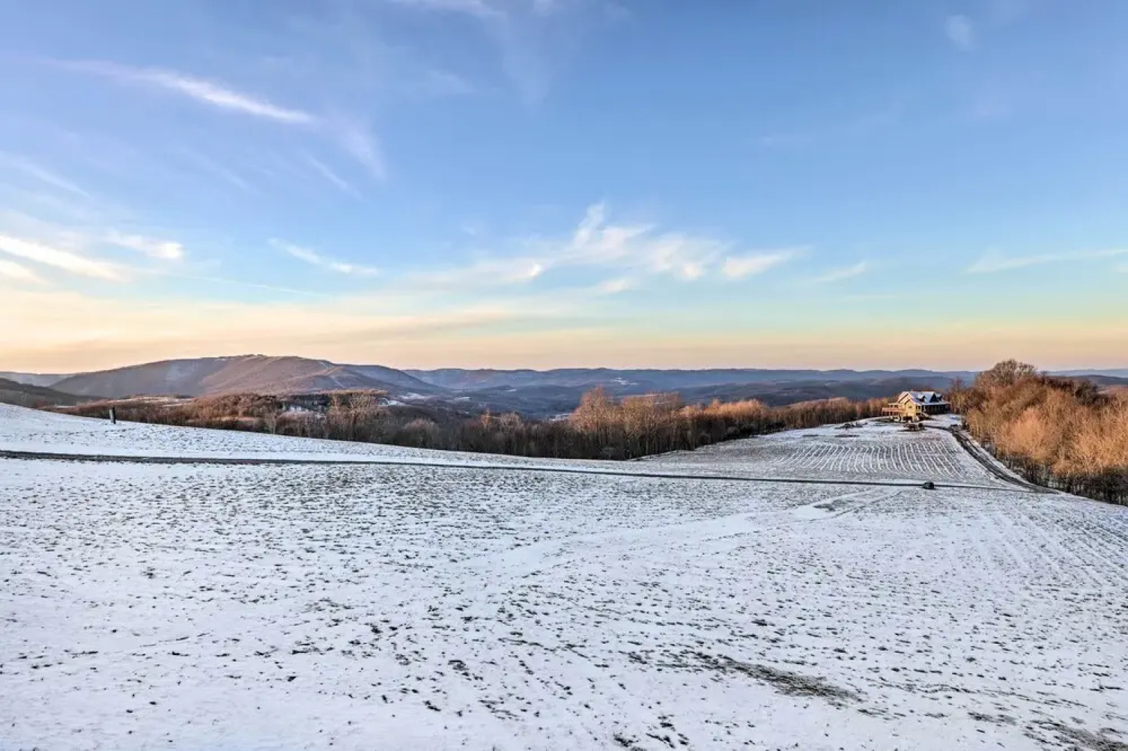 Spacious Slaty Fork Home ~ 12 Mi to Snowshoe