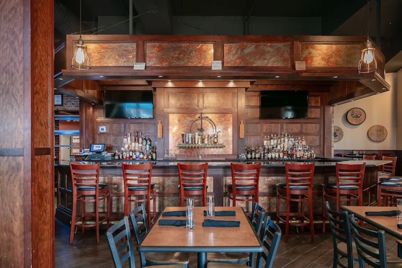 Bicycle Street Inn and Suites