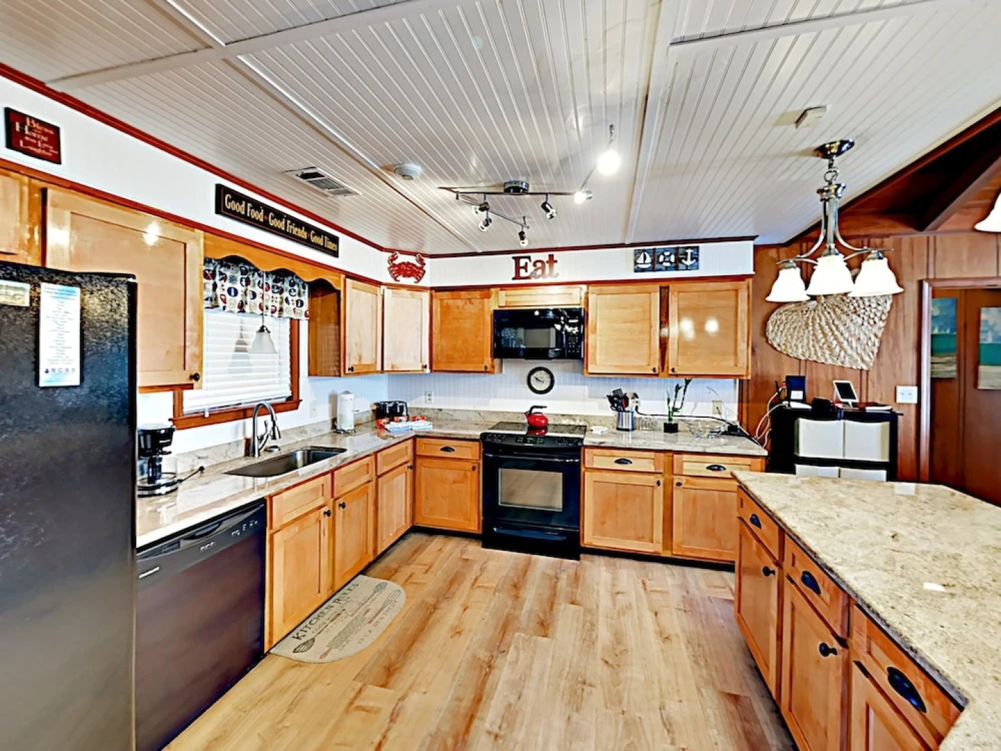 Between the Gulf and The Bay by RedAwning