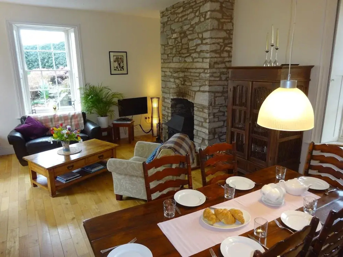 Glanhenwye Courtyard Cottages