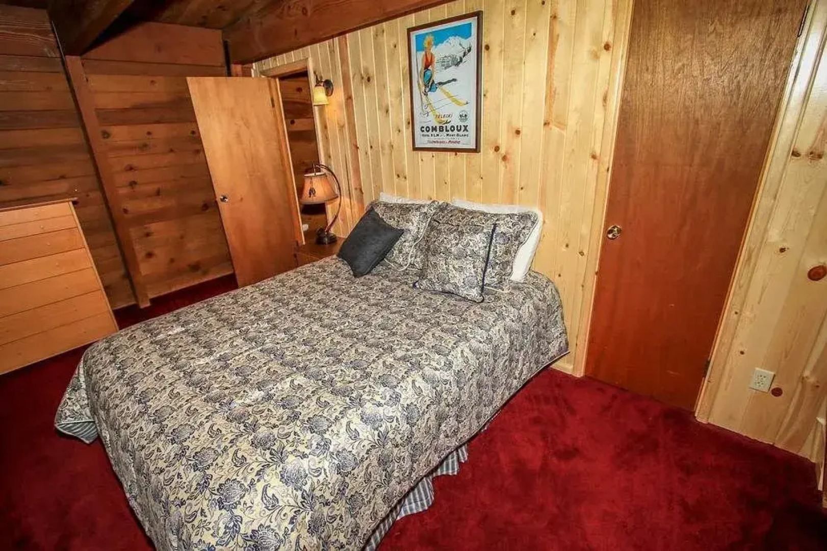 Summit Paradise 845 by RedAwning