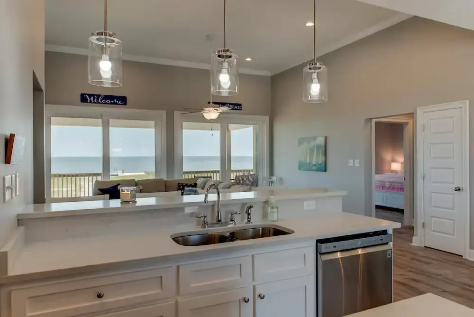 Blue Oasis - 2500 Bienville Blvd