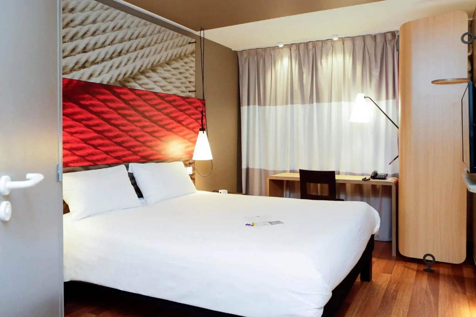 Hôtel ibis Dole Sud Choisey