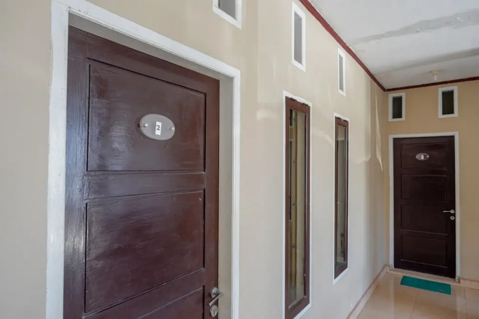 RedDoorz Syariah near Mutiara SIS Al Jufrie Airport Palu 2