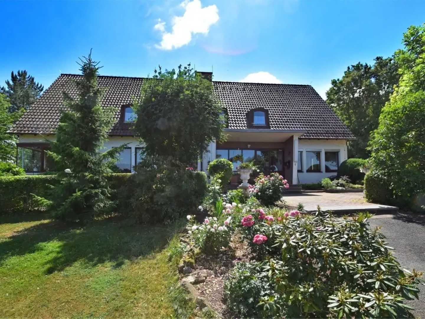 Spacious Holiday Home in Eschwege with Private Garden