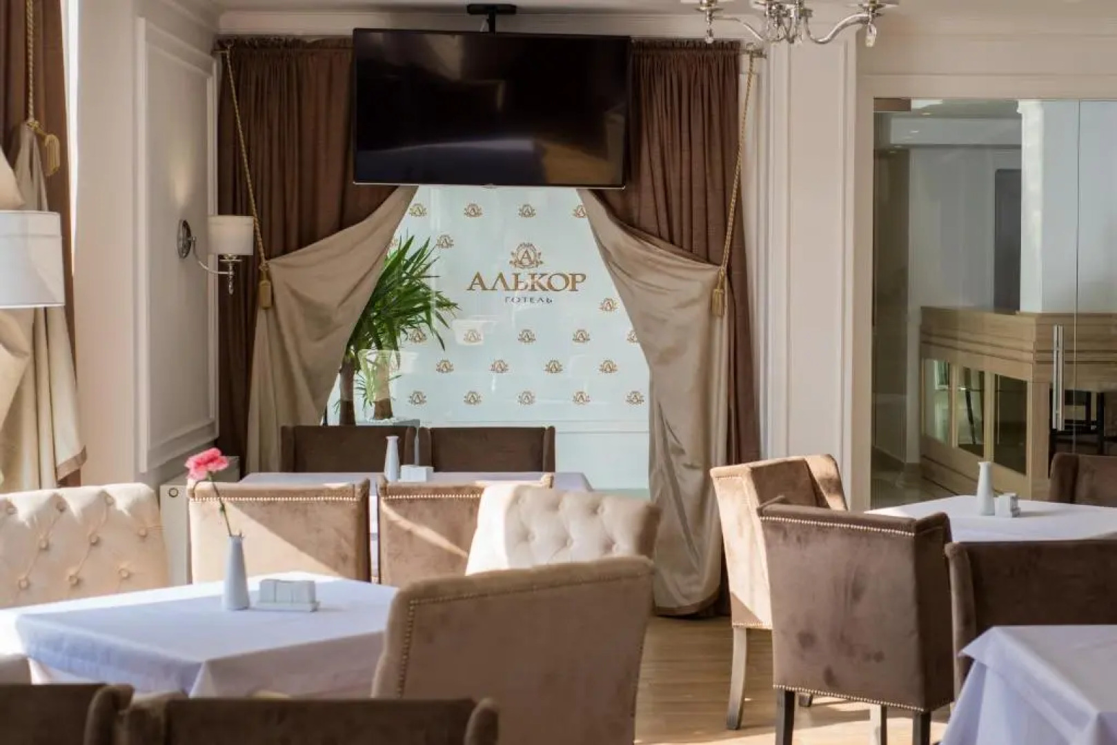 Отель «Алькор»