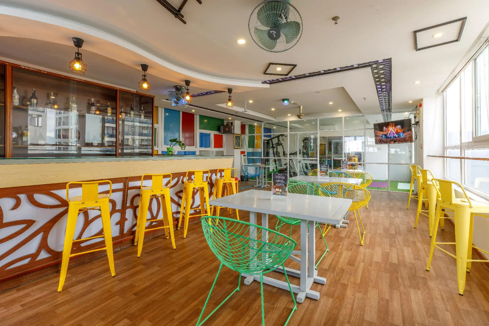 Paris Nha Trang Hotel & Apartment