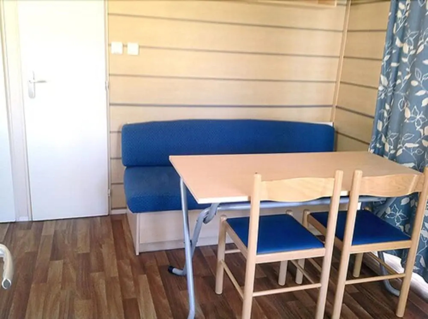 Camping Le Vallon Des Cigales