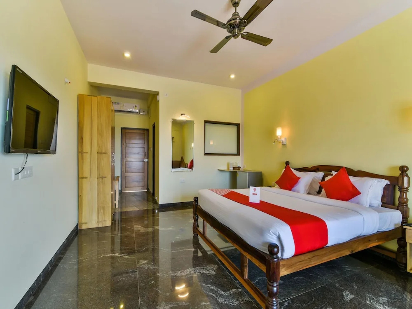 Capital O 12343 Aarya Boulevard