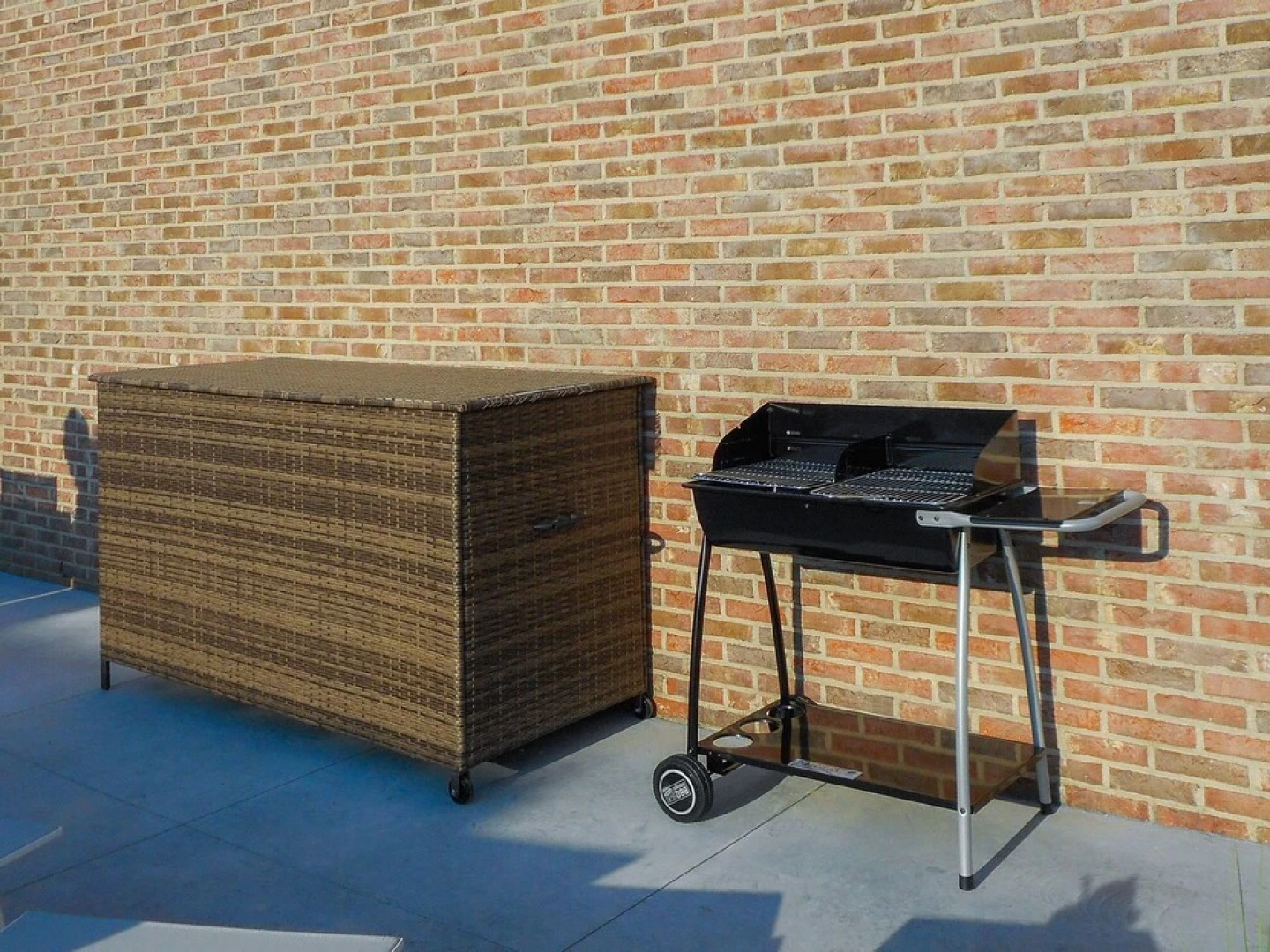 Beautiful Detached Home With Spacious Garden And Infrared Sauna 800 M From The Sea