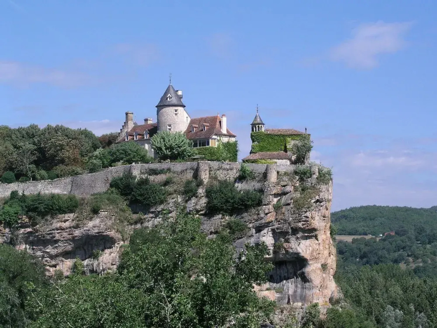 Secluded holiday home with a dishwasher, not far from Sarlat