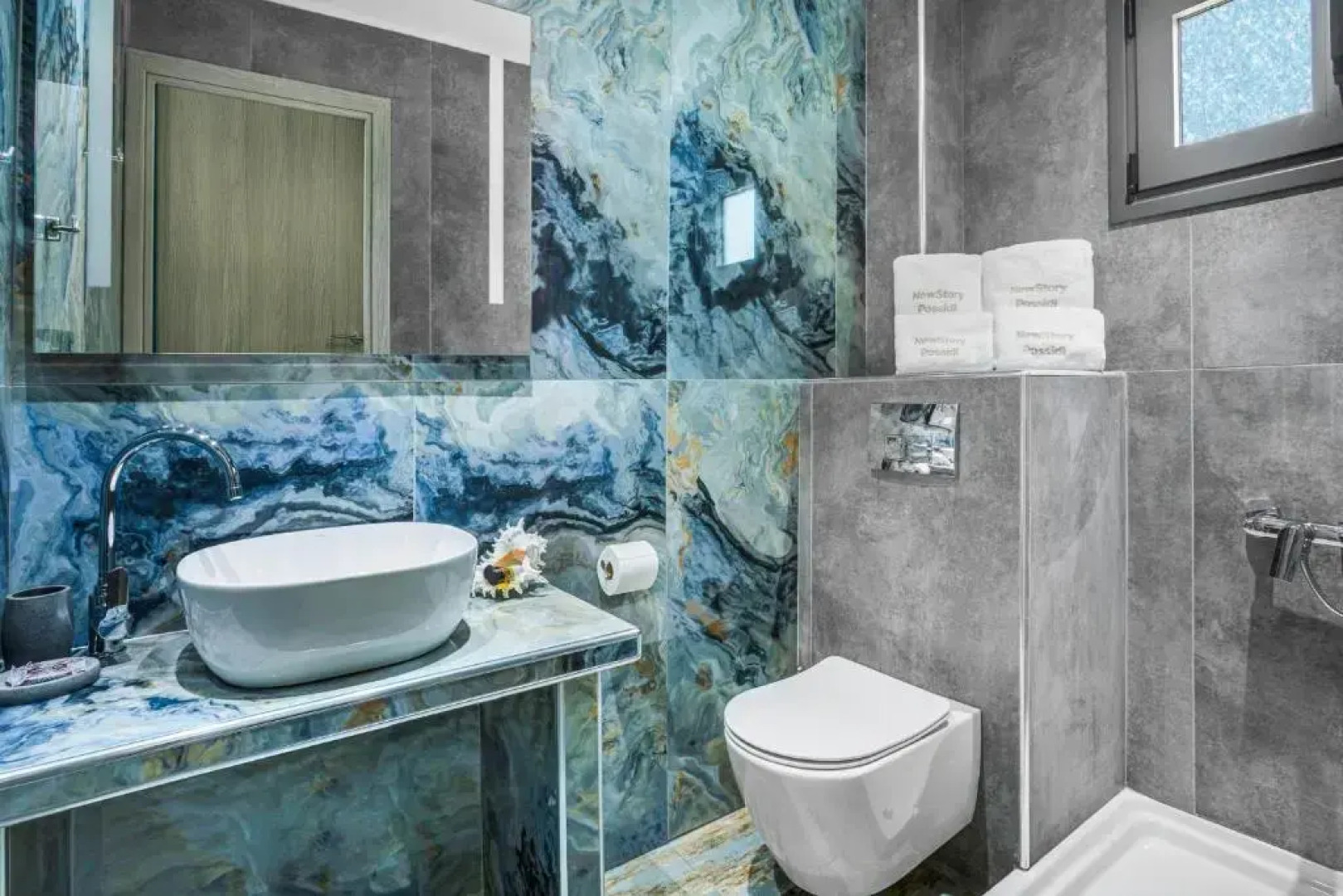 NewStory Luxury Suites