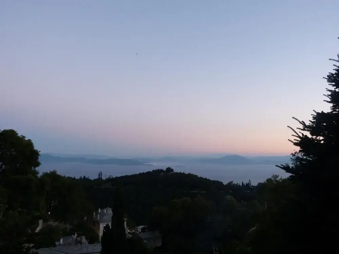 Ta Xelidonakia