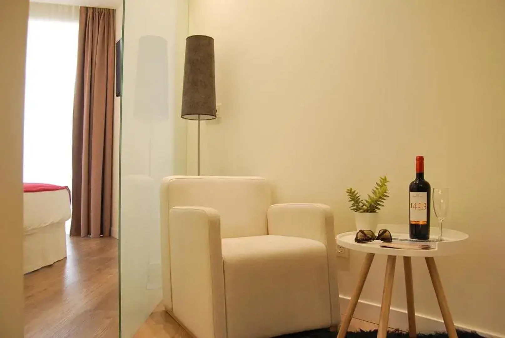 Hotel Pompaelo Plaza del Ayuntamiento & Spa