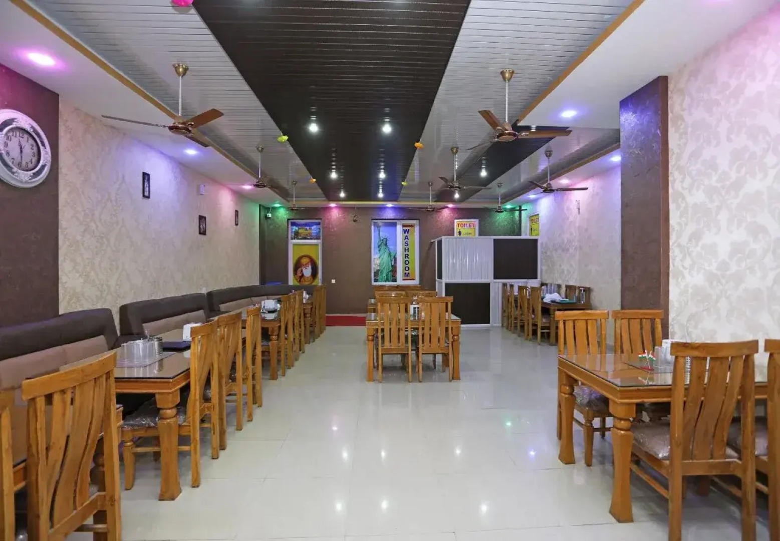 Hotel Sudhir by OYO Rooms