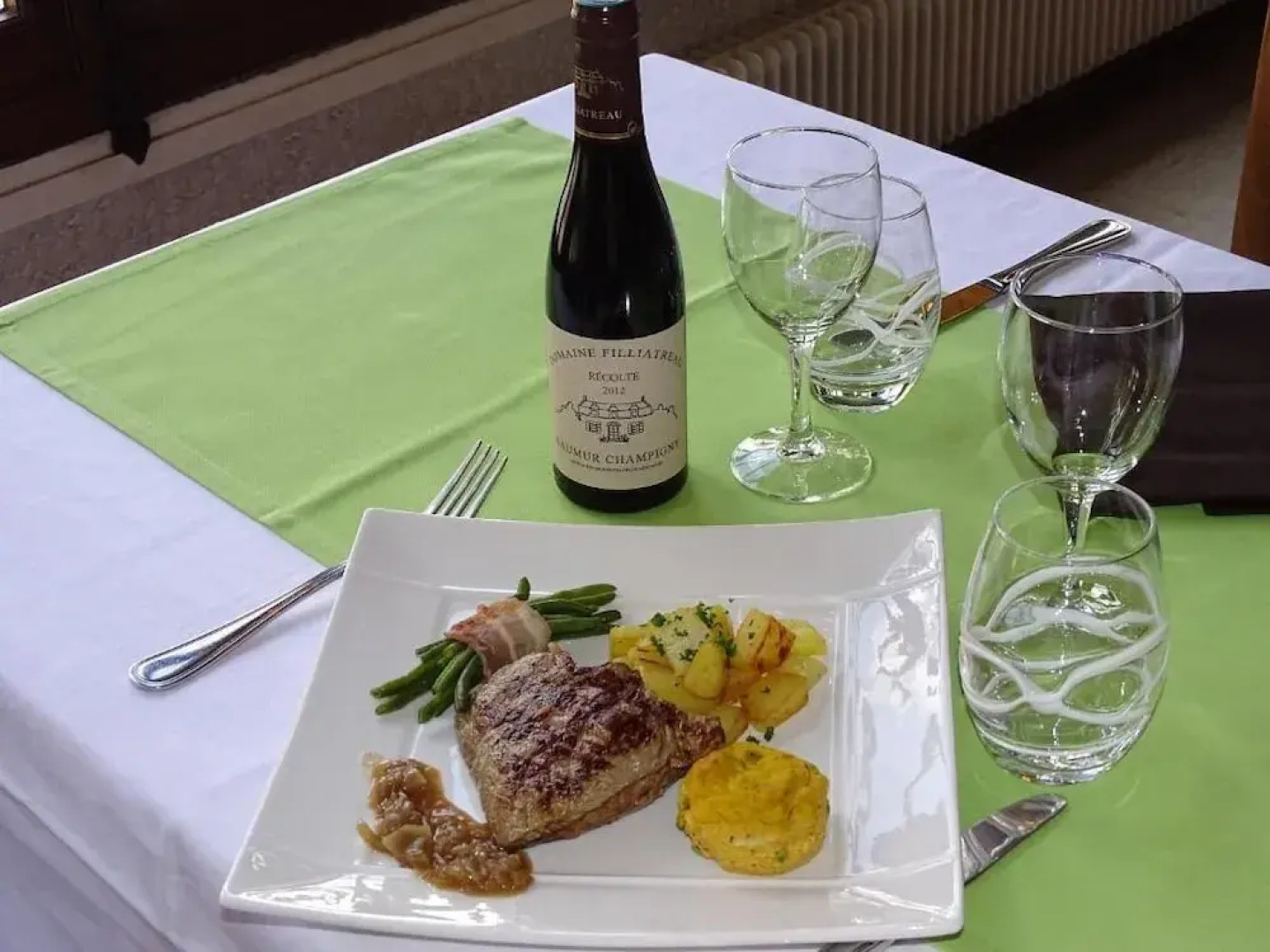 Hôtel Restaurant Le Cheval Blanc