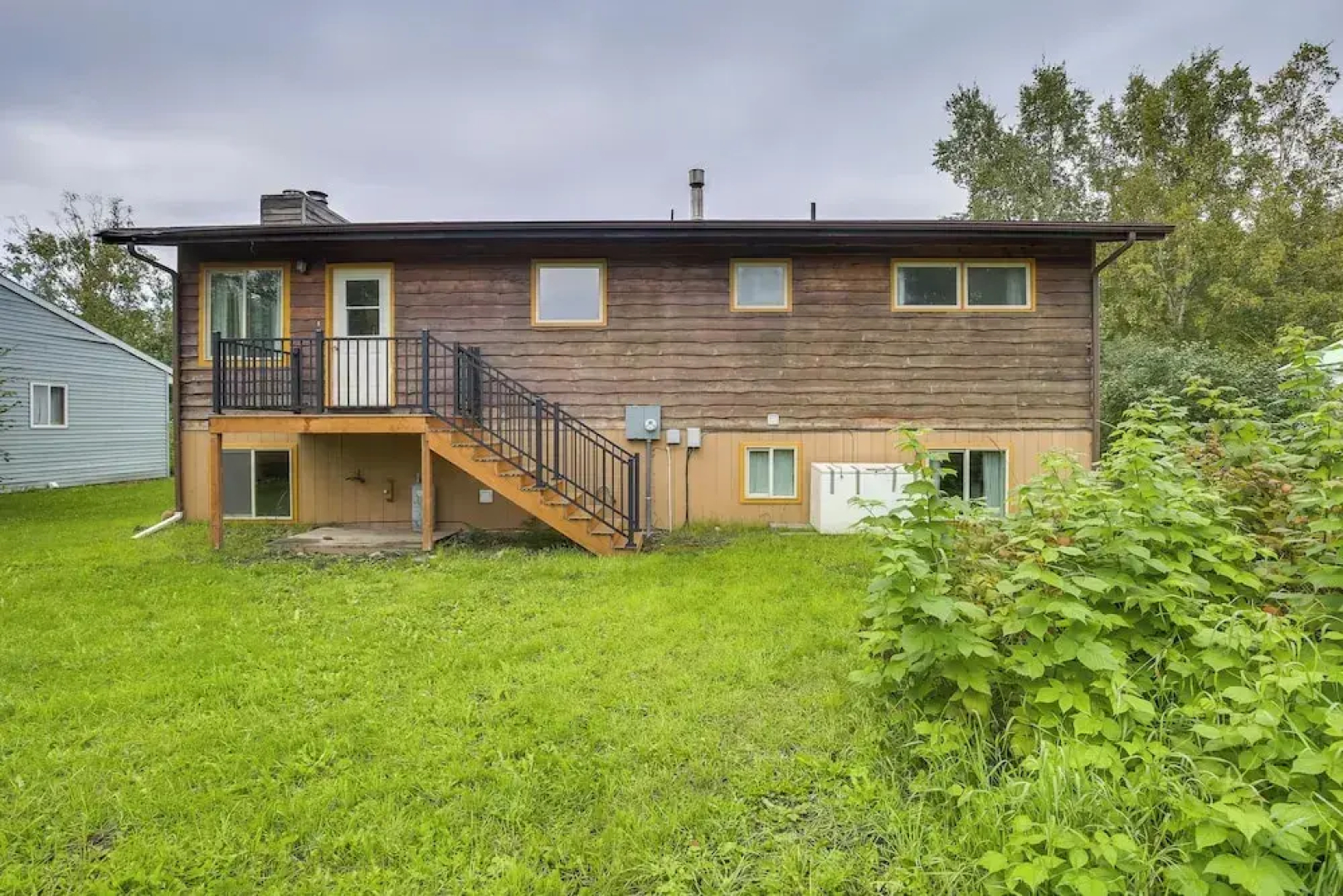 Serene Palmer Home: Walk to Downtown & Riverfront!